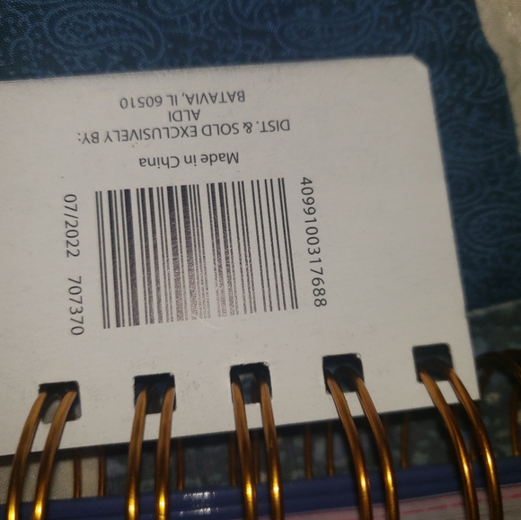 Pembrook Daily Motivational Desk Calendar - Picture 5 of 10